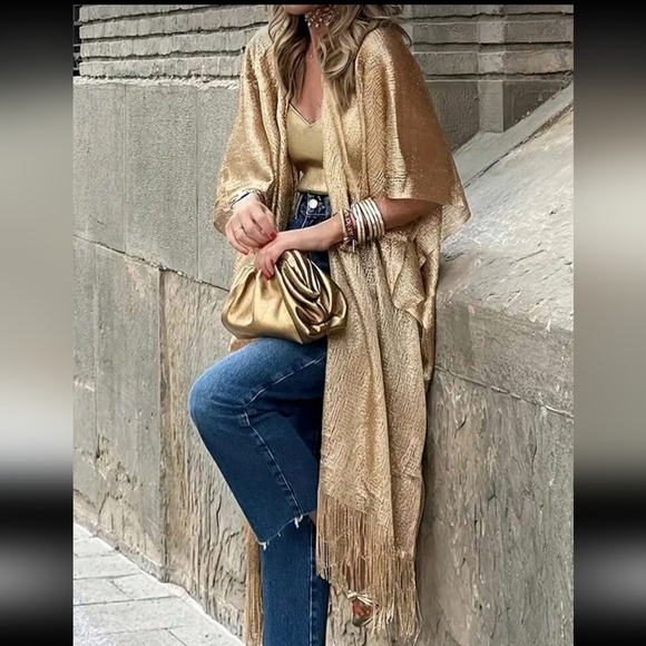 Gorgeous Gold Kimono NWOT - Picture 3 of 4